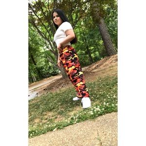 Meet your Posher, Lesly